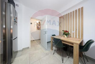 Apartament cu 2 camere decomandat în Tractorul - 7