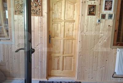 Casă cu 4 camere în Lăpuștești - 14