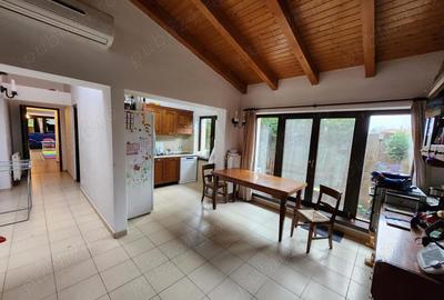 Casă cu 7 camere în Cetate - 8