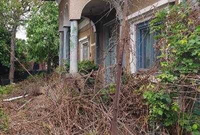 Casă individuală cu 3 camere cu Teren 1282 Mp în Central - 2