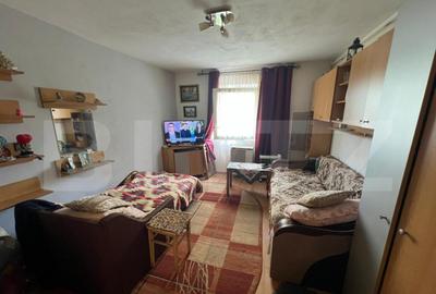 Garsoniera 22 m2 + 2 m2 debara, zona Henri Coanda