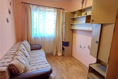 Apartament de inchiriat 3 camere zona Cedonia - 4