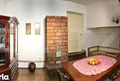 Apartament cu 4 camere în Micro 4 - 6