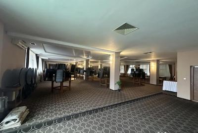 Spațiu comercial, de 1,200 mp, în Central - 4