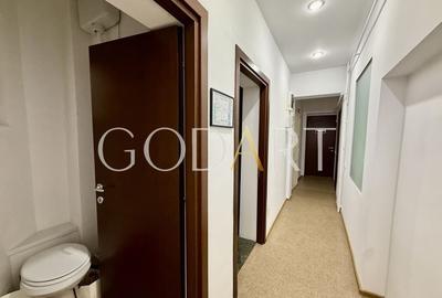 Apartament in vila | Ultracentral | 2 intrări | Garaj 30 mp | Renovat - 13