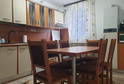 Închiriez apartament 2 camere - 8