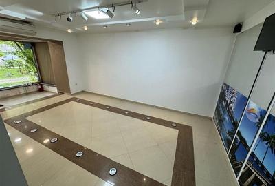 Spatiu comercial 100 mp, stradal, renovat, Bld. Unirii - 9