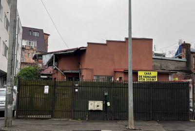 Casă cu 3 camere în Rahova - 4