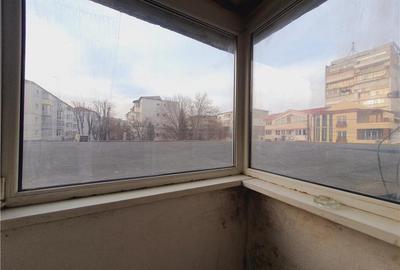 Apartament doua camere, decomandat, etaj unu, CT termopan, bloc anvelopat Zimbru - 7