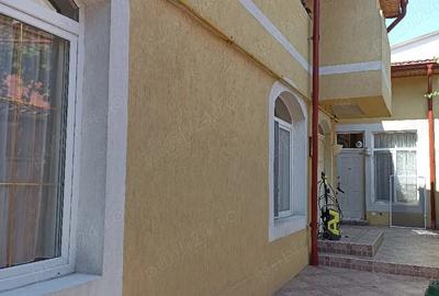 Casă cu 6 camere cu Teren 150 Mp în Central - 6