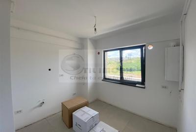 Garsonieră decomandată în Bucium - 4