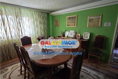 Vindem ap cu 4 camere central-Magnolia , etaj 2, mobilat si - 7