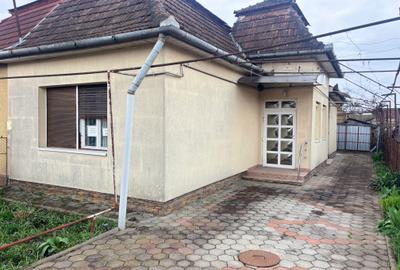 Casă cu 3 camere în Central - 8