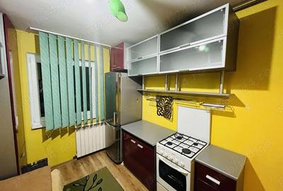 Proprietar inchiriez fara comision garsoniera zona Dacia str.Labirint 185 euro - 2