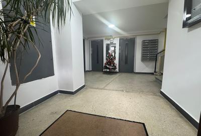 Apartament cu 3 camere semidecomandat în Drumul Taberei - 8