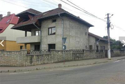 Casă cu 10 camere cu Teren 700 Mp în Rădăuți - 5