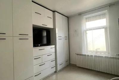 Casă cu Teren 400 Mp în Central - 18