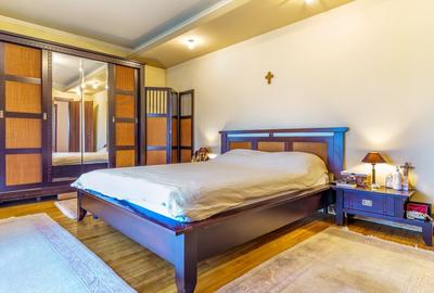 Casa deosebita cu 6 camere de vanzare in zona Andrei Muresanu - 20