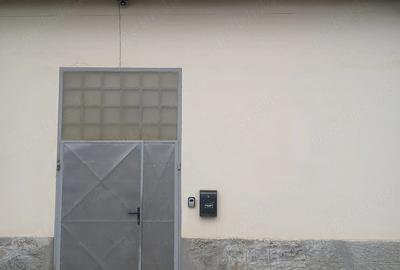 Spațiu comercial, de 191 mp, în Central - 4