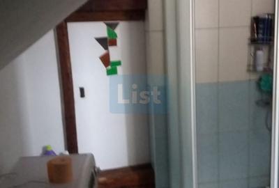 Casă cu 9 camere cu Canalizare în Centru Civic - 18