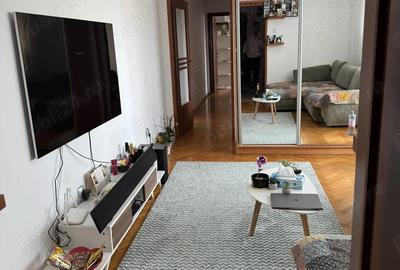 Apartament cu 3 camere semidecomandat în Gorjului - 9