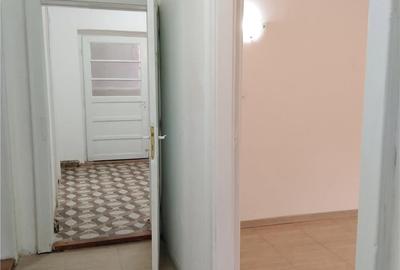 Apartament cu 3 camere decomandat în Central - 2