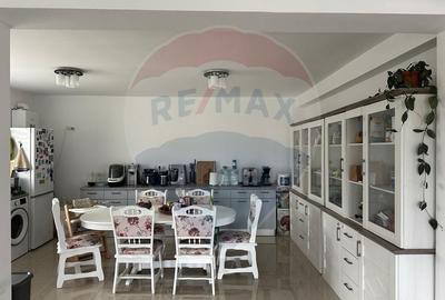 Casa tip duplex 4 camere de inchiriat - 4