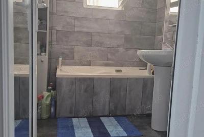 Apartament cu 3 camere decomandat în Central - 2