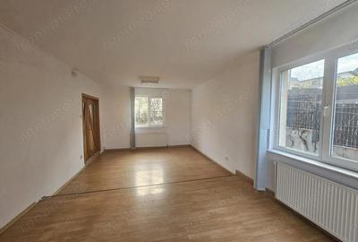 Casa spa?ioasa - Varianta Prundu Craiovei - 9