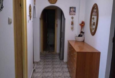 Apartament cu 2 camere decomandat în Alexandru Obregia - 1
