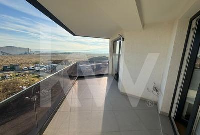 Rafinament, lumina si doua terase cu personalitate - 8