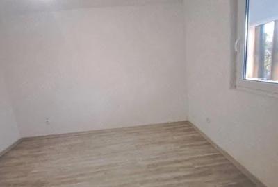 Casă cu 2 camere cu Teren 2800 Mp în Spineni - 8
