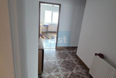 Apartament cu 3 camere semidecomandat, mobilat în Gară - 9