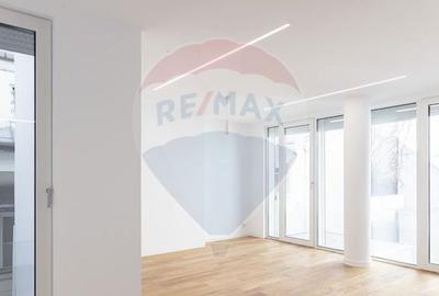 Apartament cu 3 camere decomandat în Ultracentral - 2