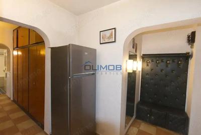 Apartament 3 camere de vanzare vedere spate Bulevardul Tei - 3