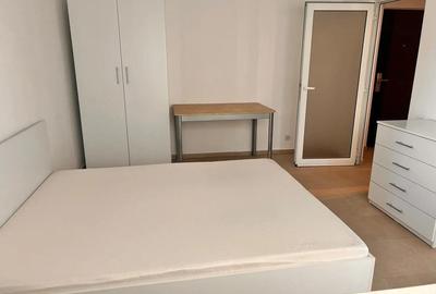 De Inchiriat!Garsoniera 1 MAI -Pelendava,etaj 2,centrala. - 6