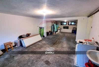 Casă individuală cu 7 camere cu Teren 460 Mp în Săsar - 36