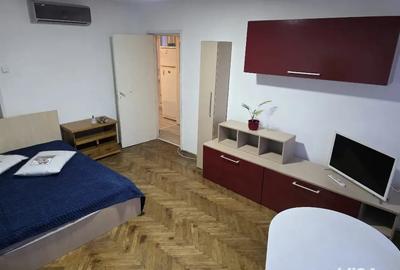Apartament cu 3 camere decomandat în Scriitorilor - 2