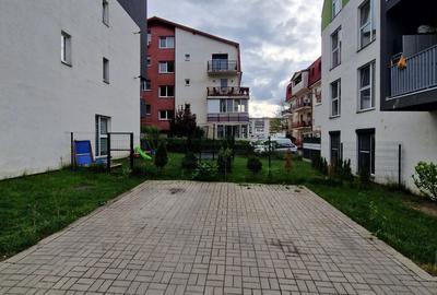 Apartament cu 2 camere decomandat în Florești - 1