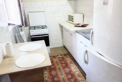 Garsonieră decomandată în Central - 7