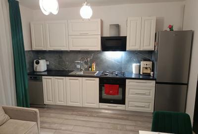 Apartament cu 3 camere decomandat în Exterior Vest - 3