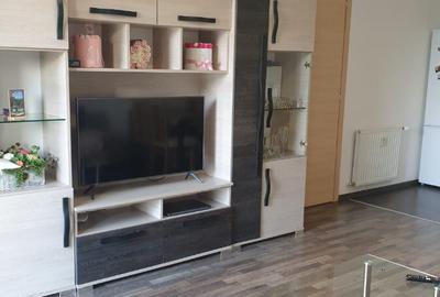 Inchiriez Ap 2 camere la parter cu loc parcare in Oradea Prima Nufarul - 4