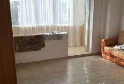 Garsonieră decomandată în Inel II