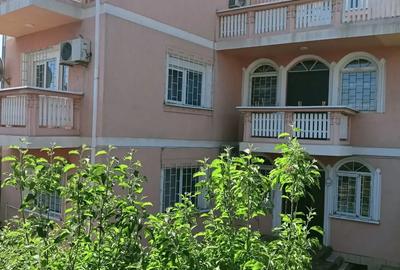 Vila de vanzare (parter etaj 1 etaj 2)si anexe - 3