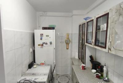 Apartament cu 3 camere decomandat în Central - 2