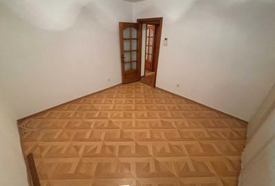 Apartament cu 3 camere decomandat în Sud - 1