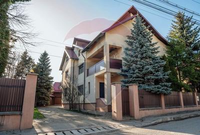 Casă individuală cu 10 camere cu Teren 803 Mp în Nord-Vest - 17