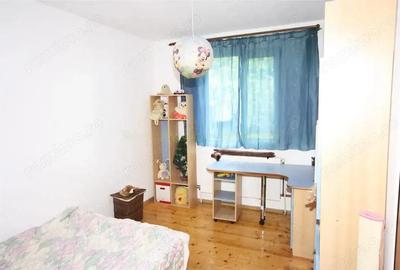 Casă cu 5 camere cu Teren 1400 Mp în Samurcași