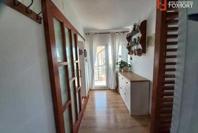 Casă cu 8 camere cu Teren 225 Mp în Ghiroda - 3