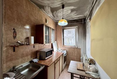 Apartament cu 2 camere semidecomandat în Malu Roșu
